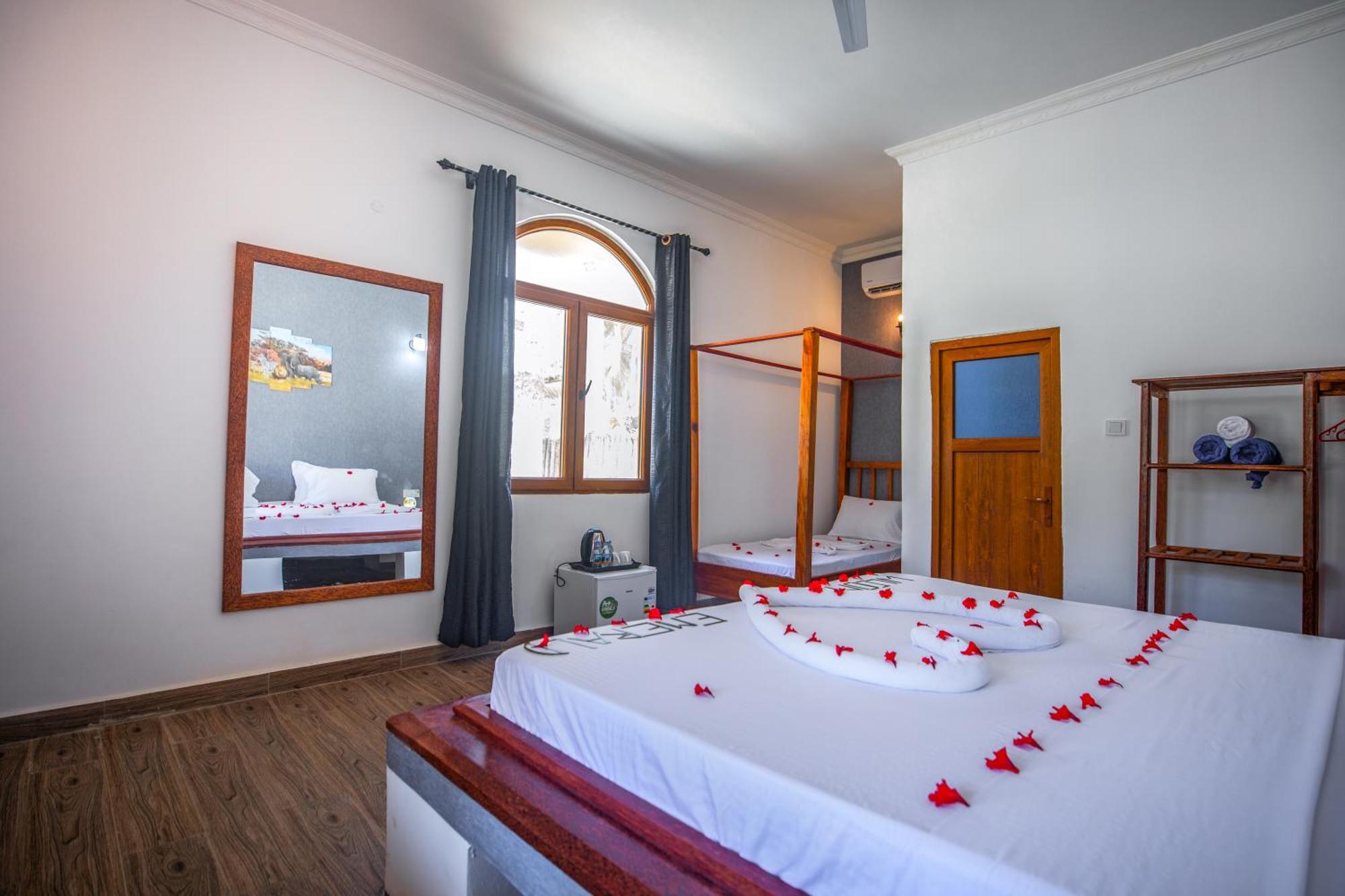 Emerald Dreams Boutique Hotel Michamvi Kae ภายนอก รูปภาพ